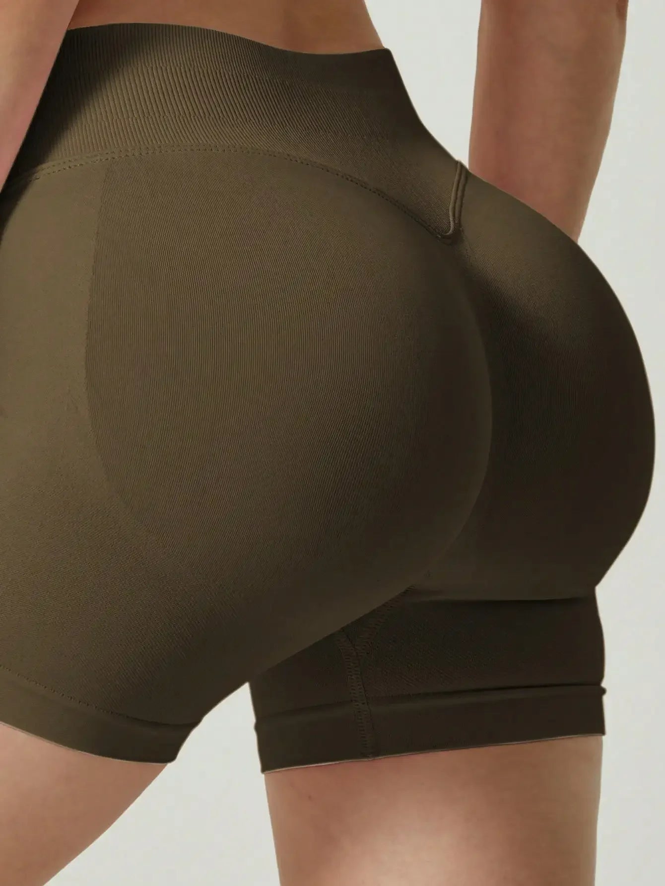 Womens Seamless Butt Lifting Sports Shorts For Gym Workout