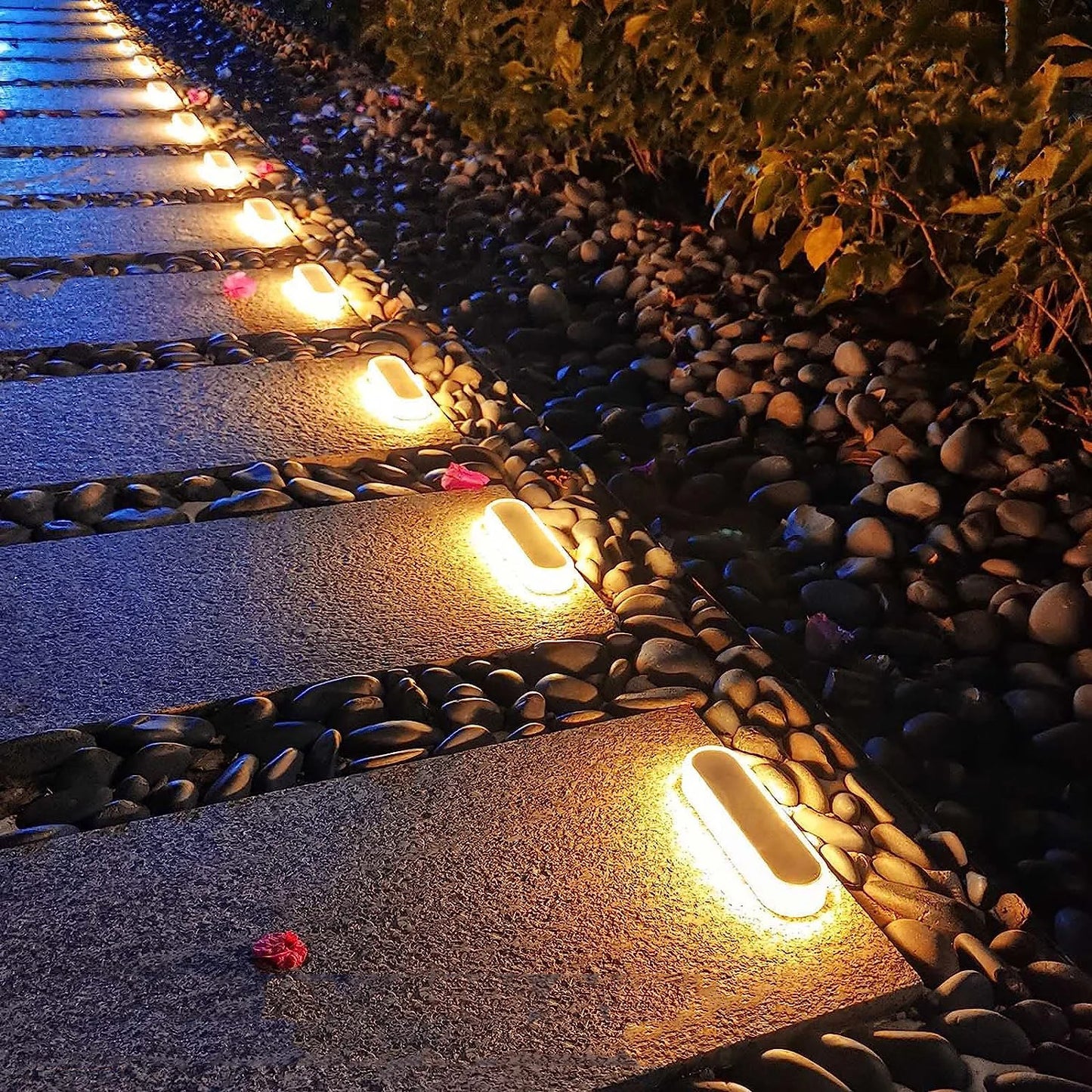 Solar Deck Lights IP68 Auto On Off LED Step Lights 4 Pack